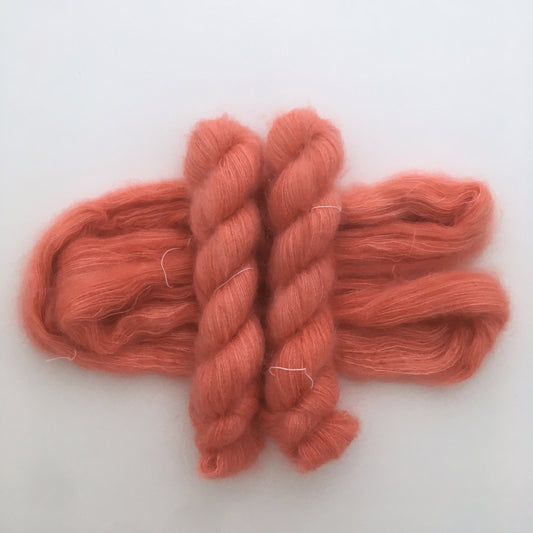 Laine lace mohair soie coloris "Corail" teint à la main