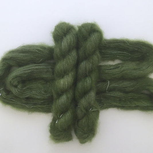 Laine lace mohair soie, coloris vert "Forêt" teint à la main